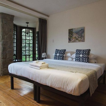 Tudor In The Pines Villa Baguio City Ngoại thất bức ảnh