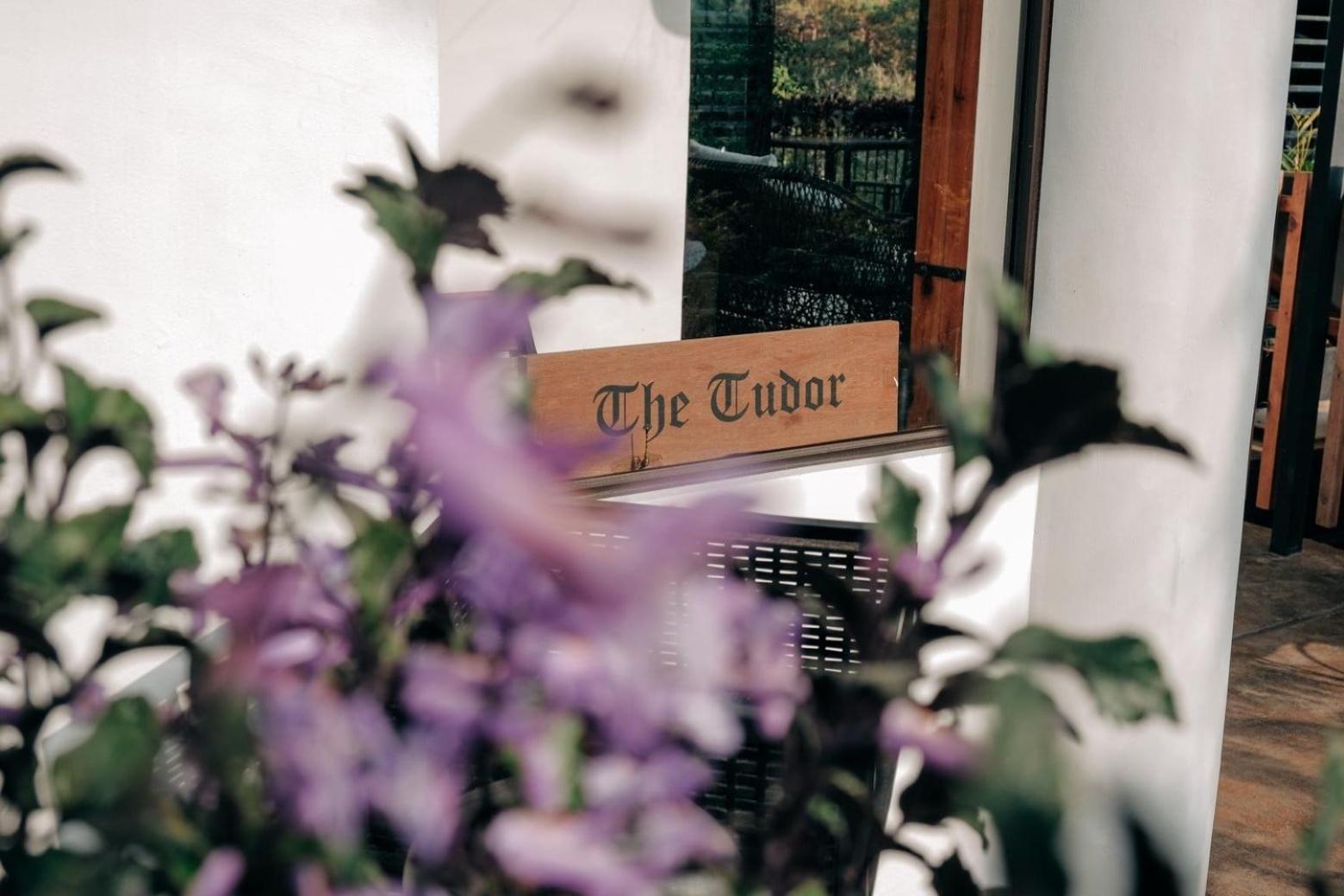 Tudor In The Pines Villa Baguio City Ngoại thất bức ảnh