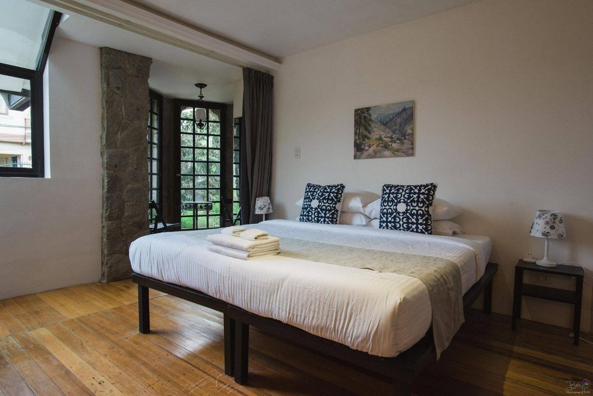 Tudor In The Pines Villa Baguio City Ngoại thất bức ảnh