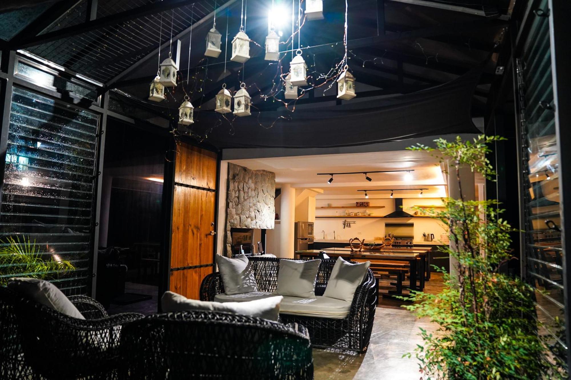Tudor In The Pines Villa Baguio City Ngoại thất bức ảnh