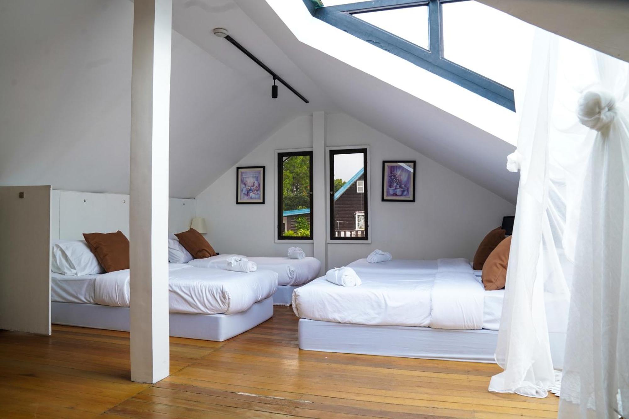 Tudor In The Pines Villa Baguio City Ngoại thất bức ảnh